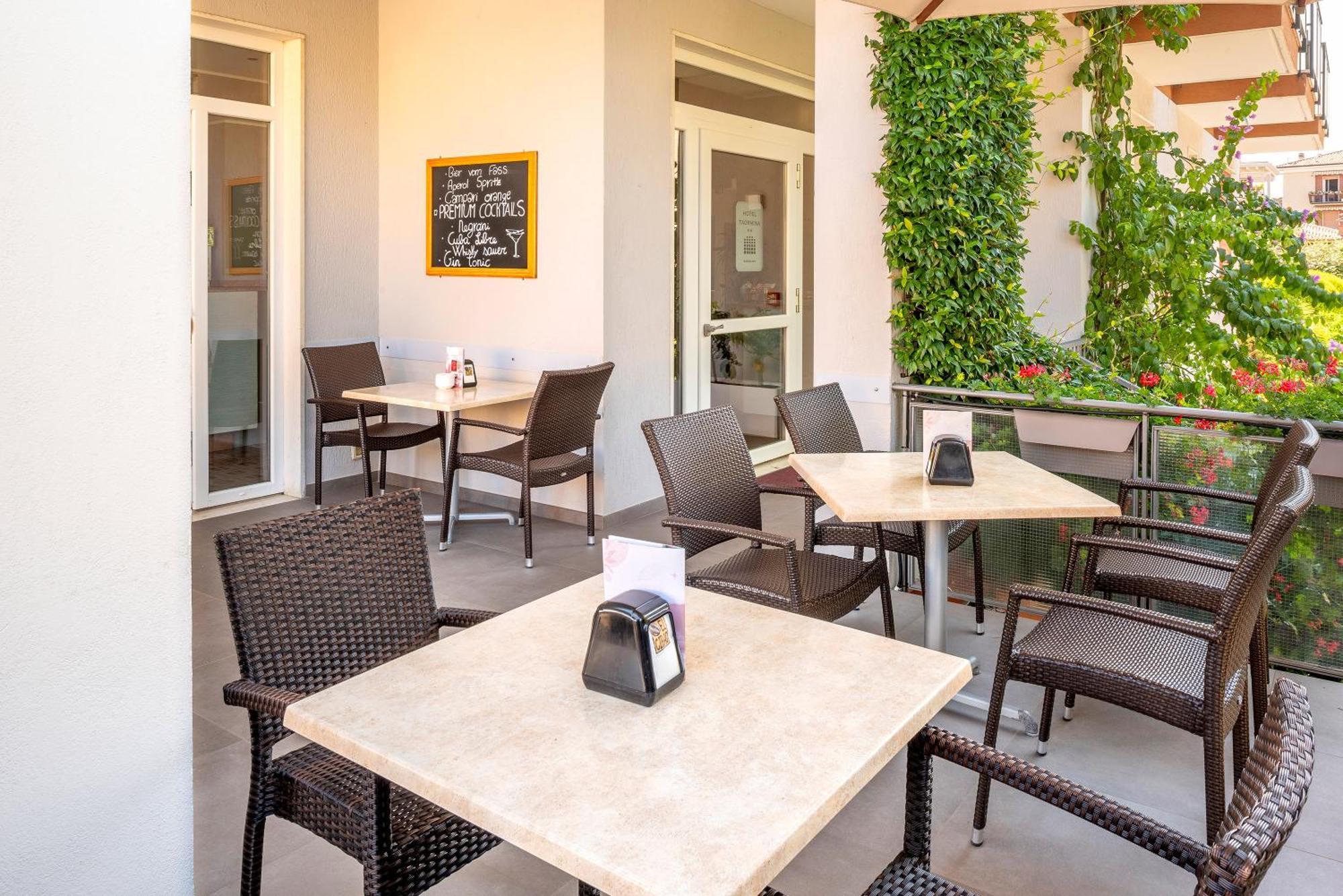 Hotel Taormina Бардоліно Екстер'єр фото