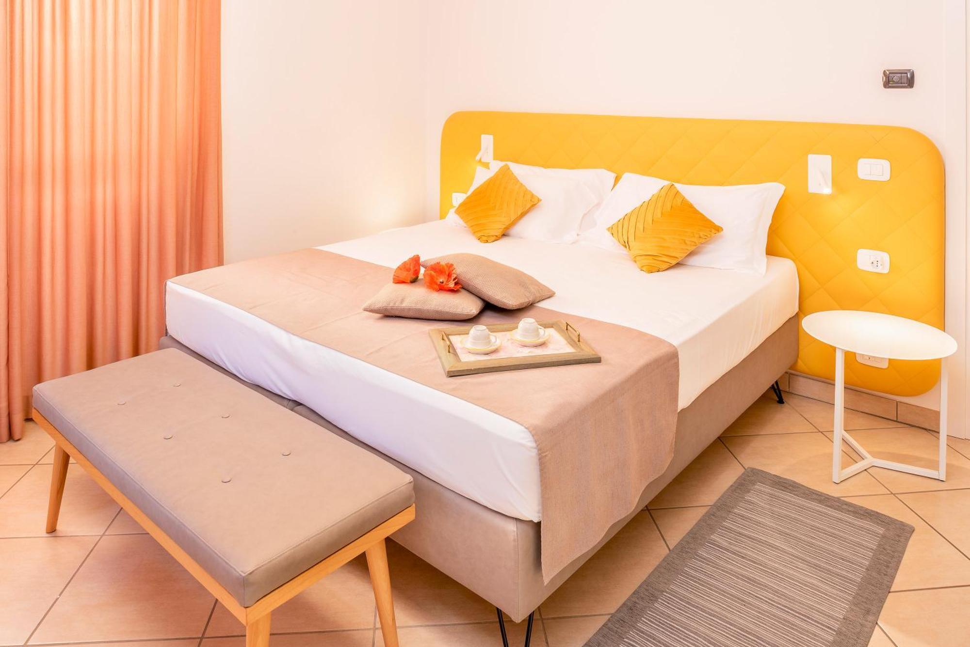 Hotel Taormina Бардоліно Екстер'єр фото