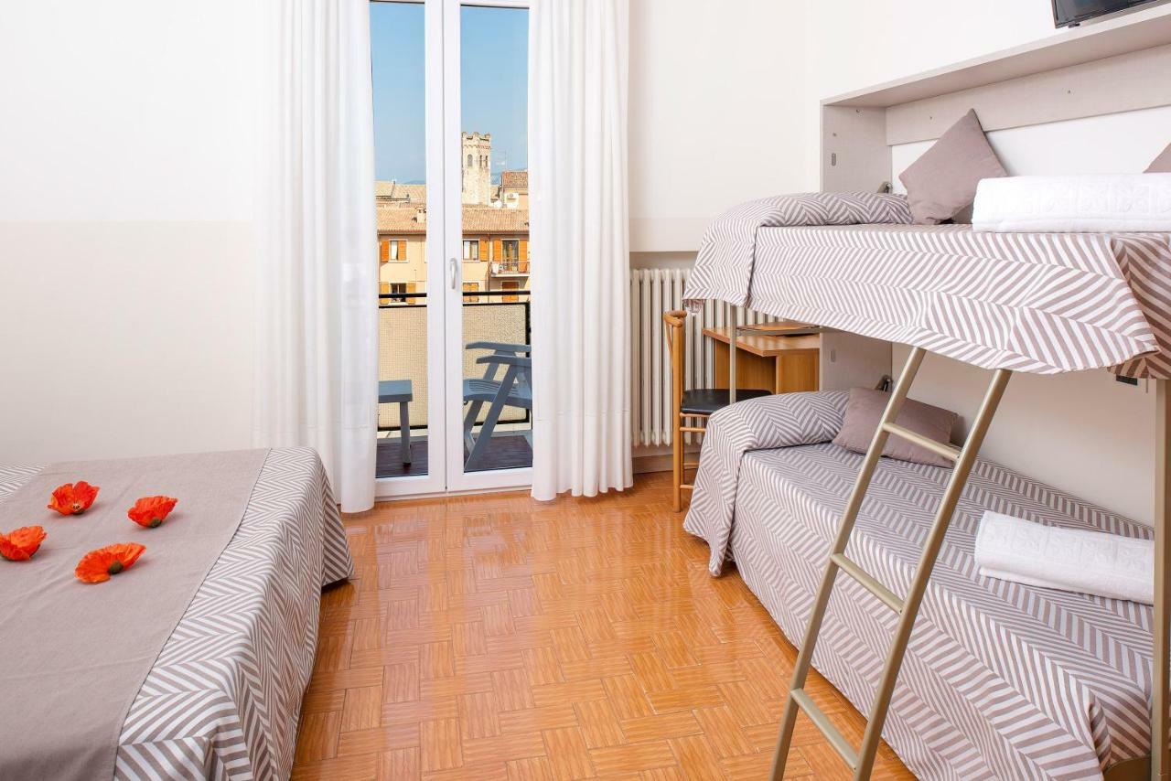Hotel Taormina Бардоліно Екстер'єр фото