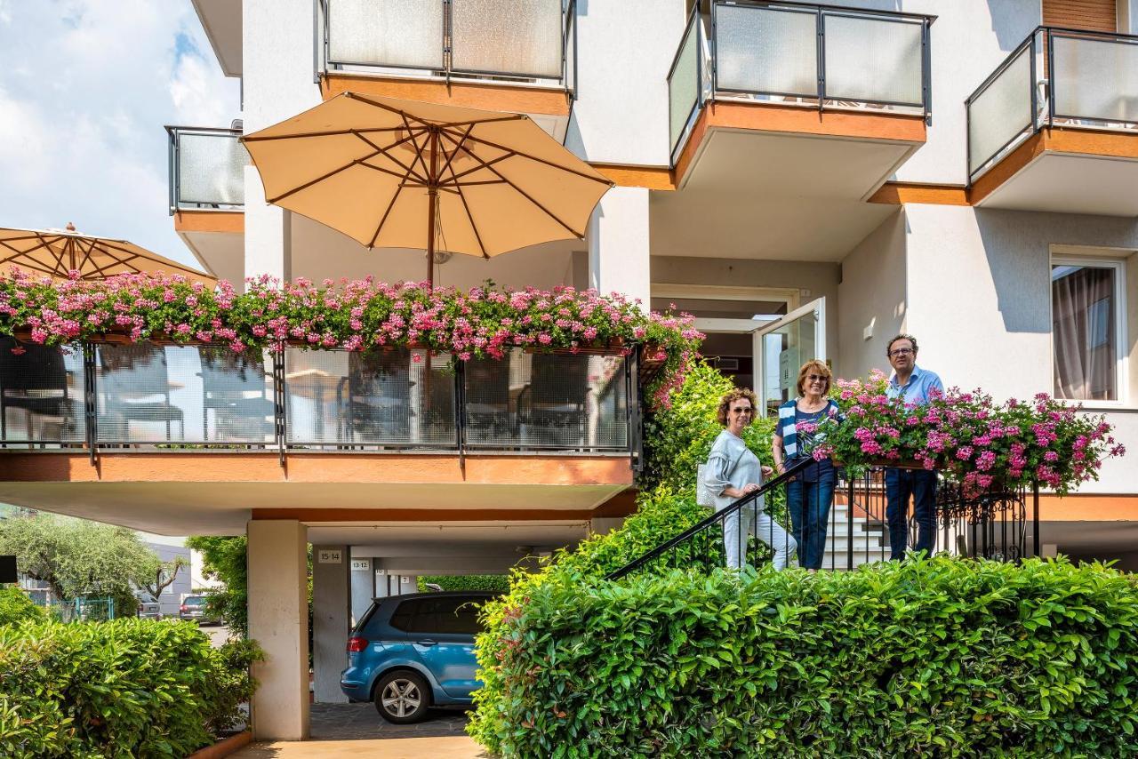 Hotel Taormina Бардоліно Екстер'єр фото
